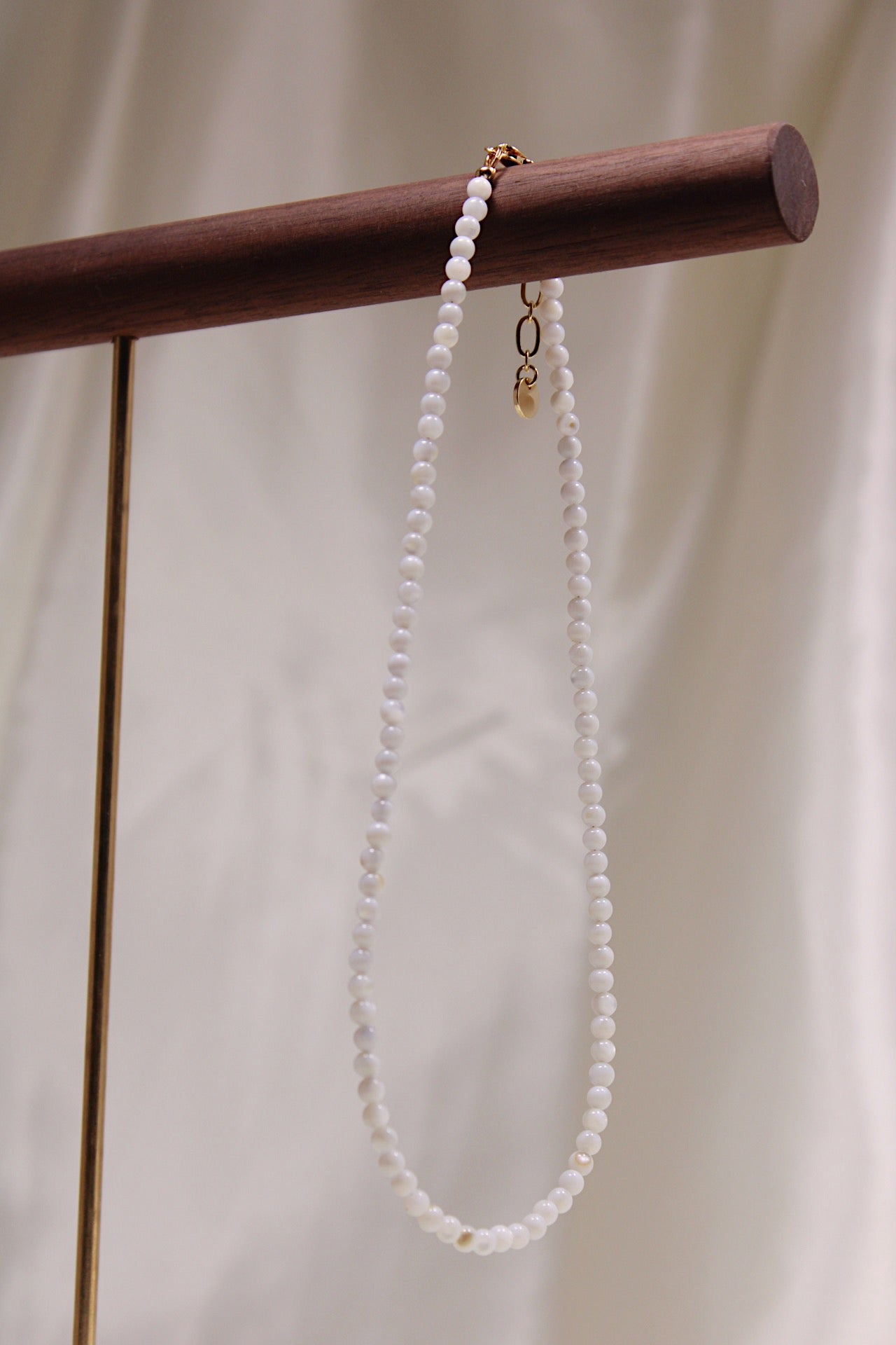 Hvitt skimmer - hals